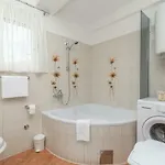 Dinka דירה